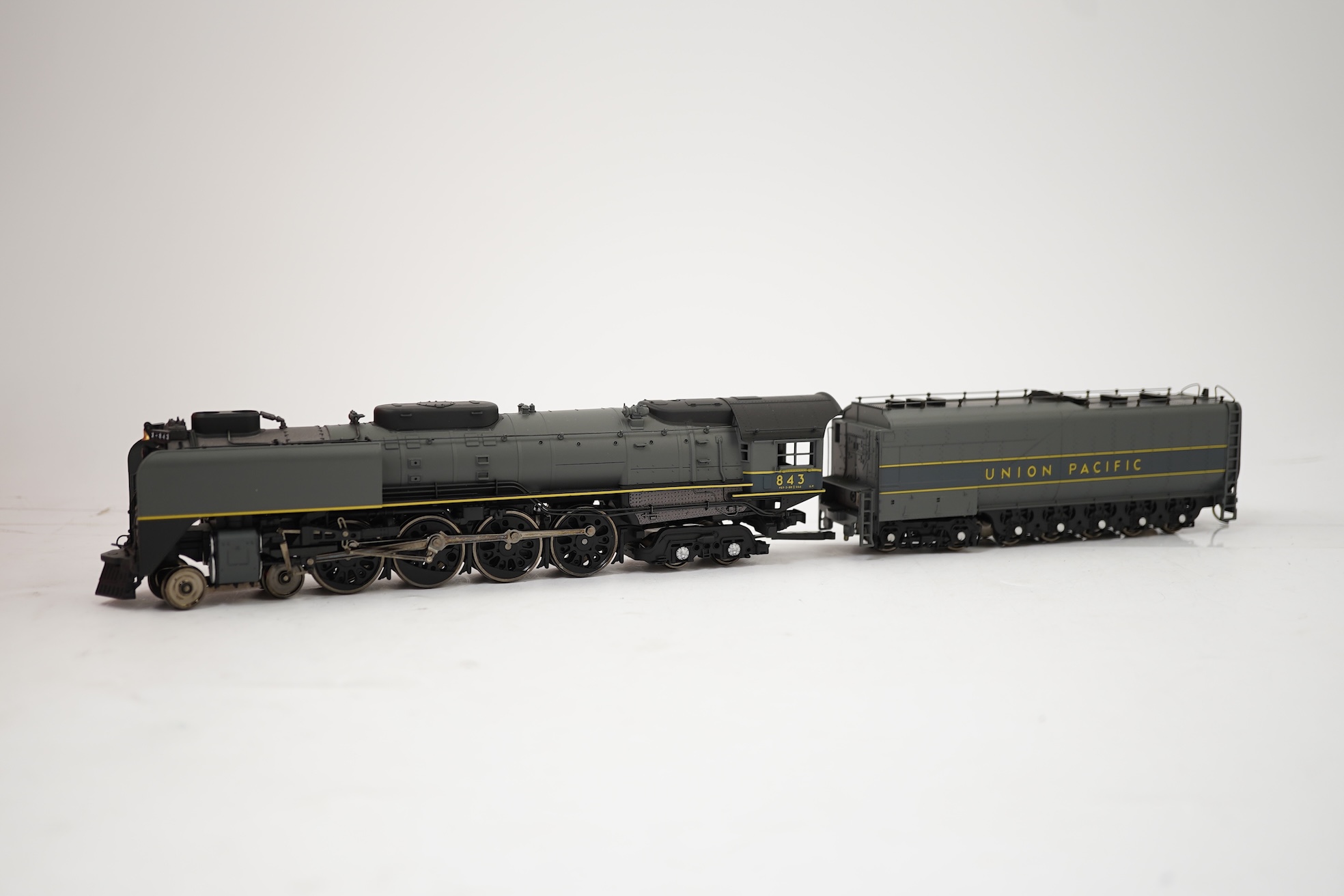A boxed HO gauge Rivarossi (R5470) model of Union Pacific FEF3 843, 4-8-4 tender locomotive, powered for two rail operation.